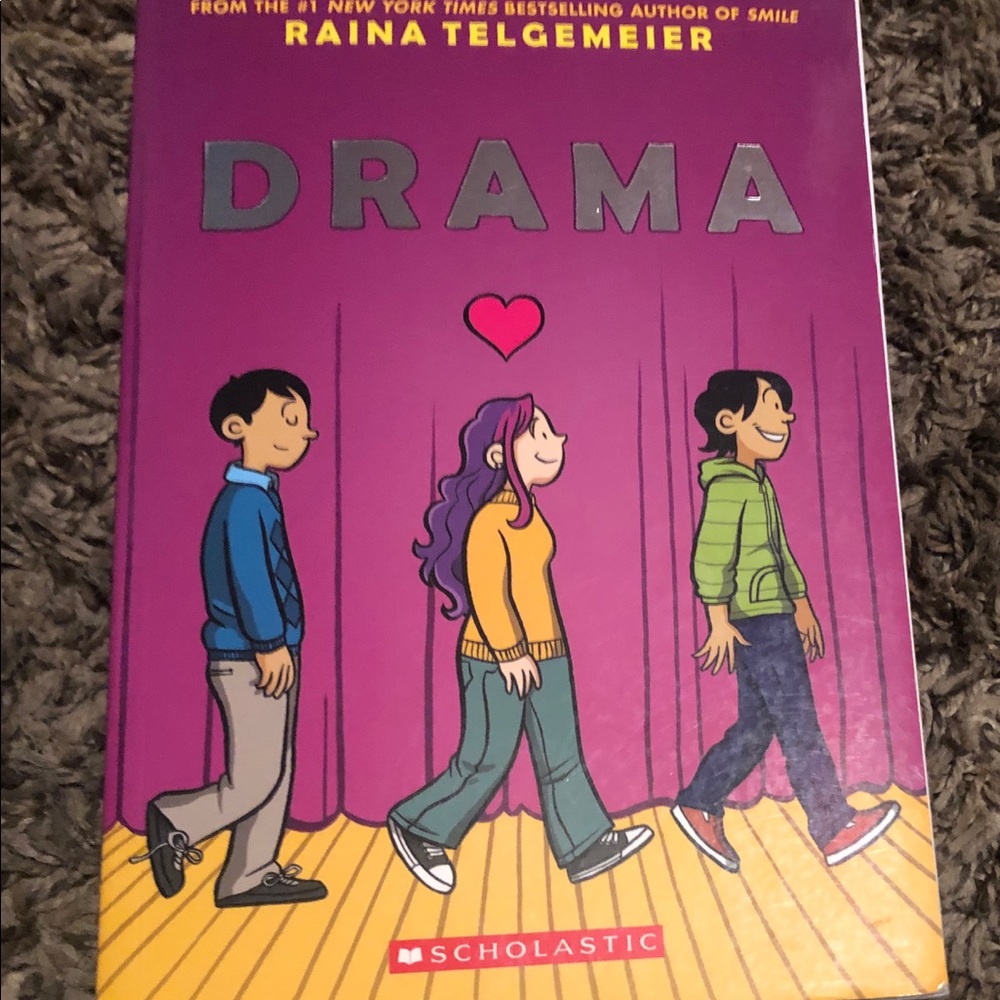 drama by Raina Telgemeier